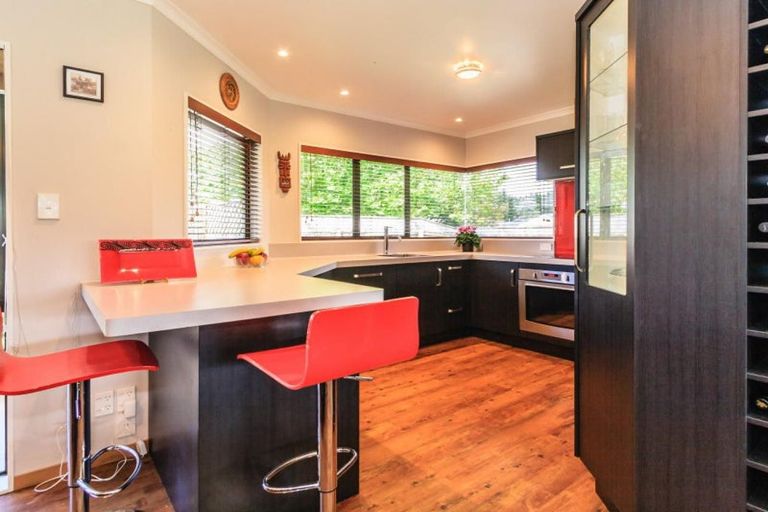 Photo of property in 133 Summerhill Drive, Fitzherbert, Palmerston North, 4410