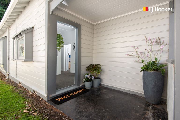 Photo of property in 4 Hawthorn Avenue, Mornington, Dunedin, 9011