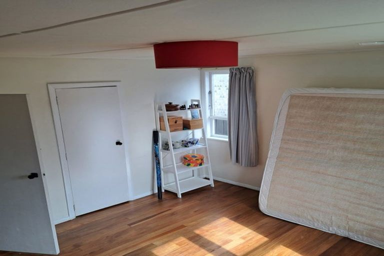 Photo of property in 96 Dimock Street, Titahi Bay, Porirua, 5022