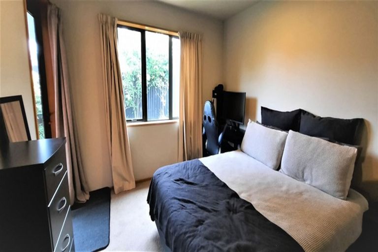 Photo of property in 81a Yaldhurst Road, Sockburn, Christchurch, 8042