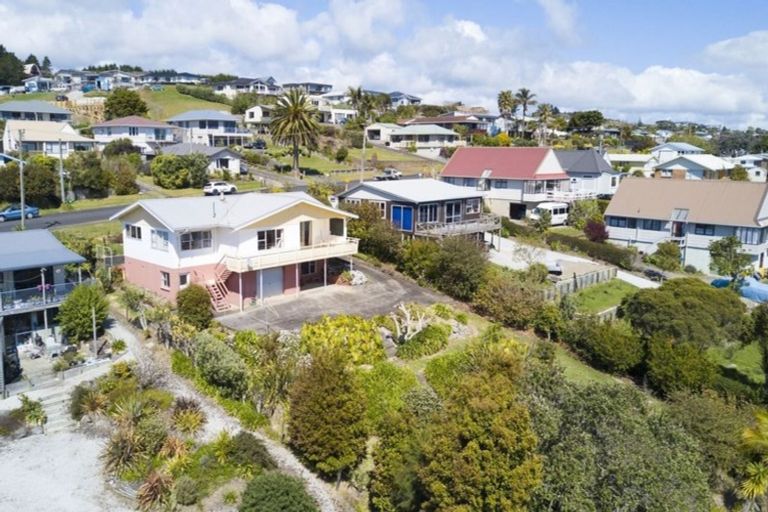 Photo of property in 24 Berghan Road, Coopers Beach, 0420