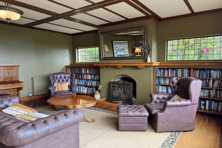 Photo of property in 174 Lane Road, Havelock North, 4130