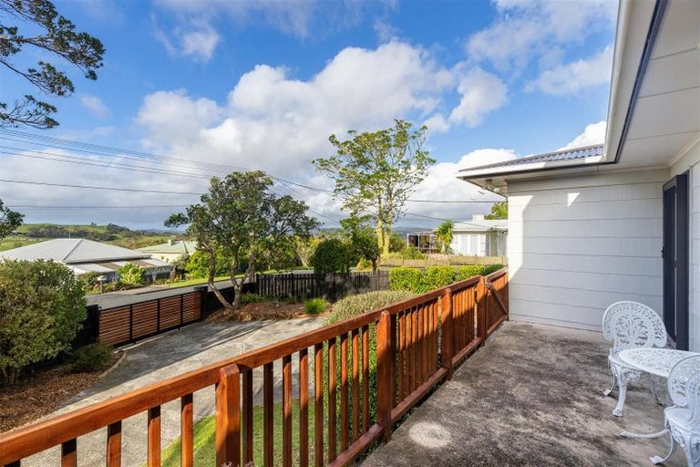 Photo of property in 6 Bellevue Avenue, Wellsford, 0900