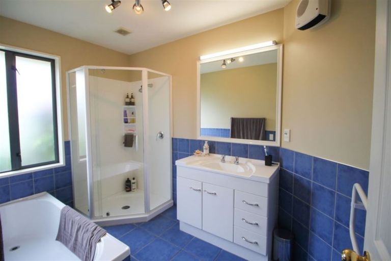 Photo of property in 631 Pleasant Point Highway, Levels, Timaru, 7975