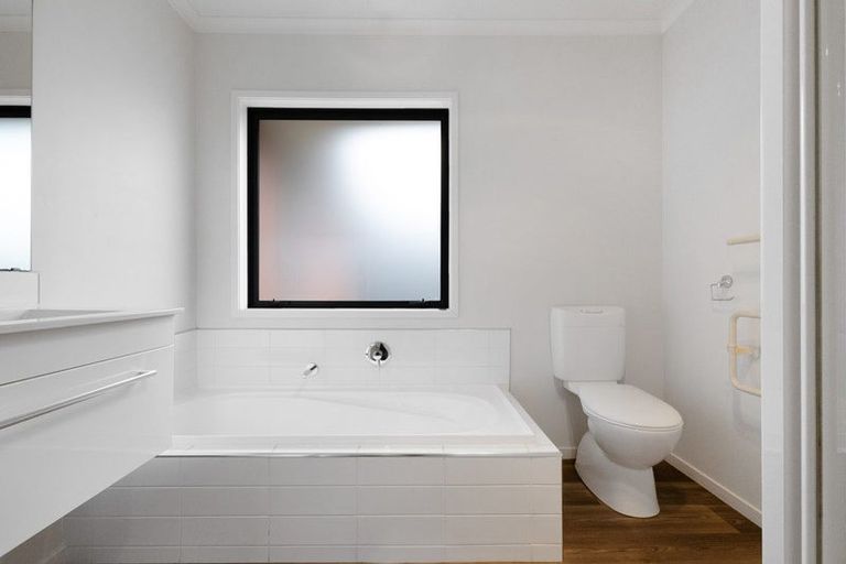 Photo of property in 39 Maclaren Road, Wigram, Christchurch, 8042