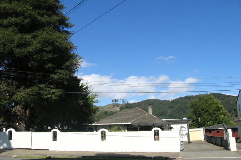 Photo of property in 3 Wood Street, Wallaceville, Upper Hutt, 5018