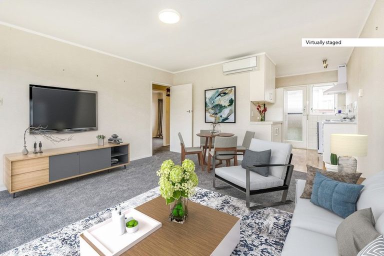 Photo of property in 3/4 Panorama Road, Mount Wellington, Auckland, 1060