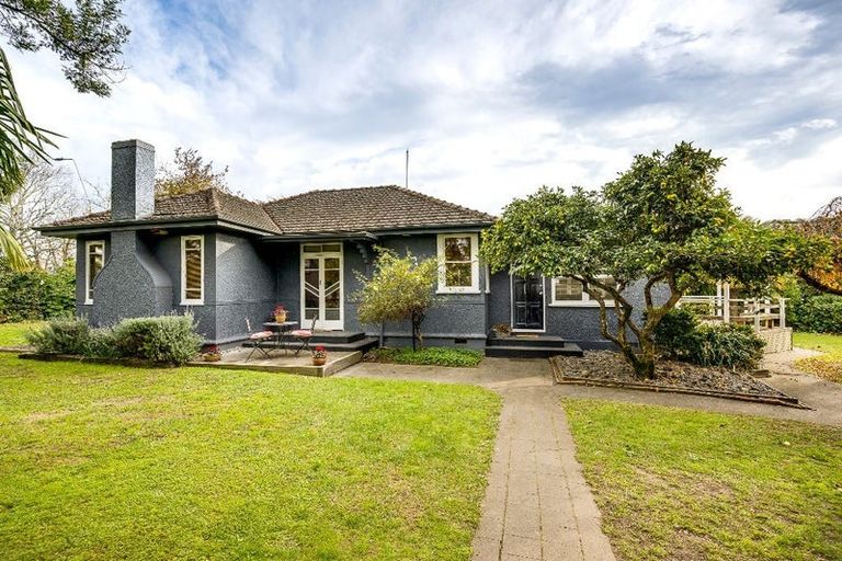 Photo of property in 97 Te Mata Road, Havelock North, 4130