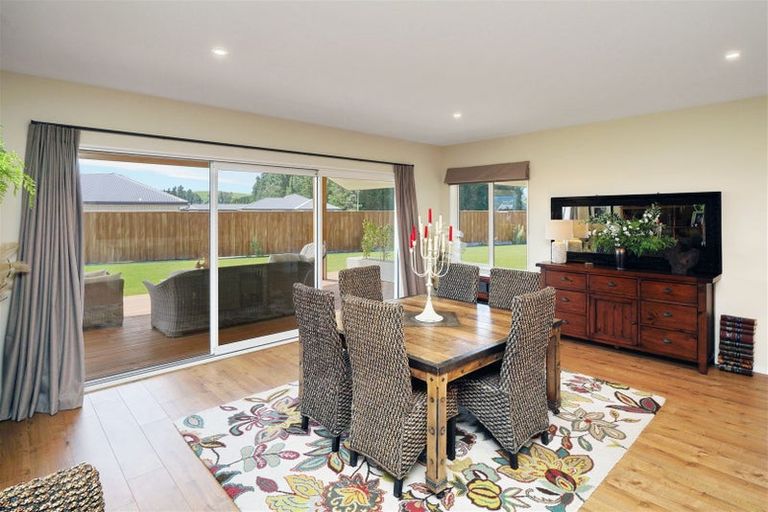 Photo of property in 1/1 Loe Place, Amberley, 7410