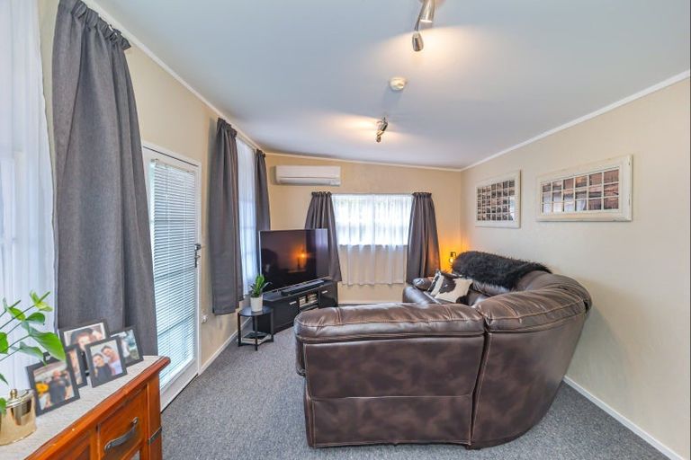 Photo of property in 21 Ruanui Street, Himatangi Beach, Foxton, 4891