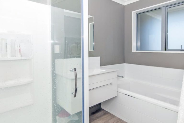 Photo of property in 3 Johnston Street, Leeston, 7632