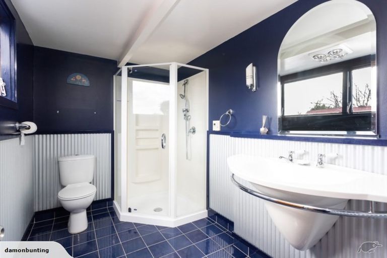 Photo of property in 28 Erin Crescent, Mairehau, Christchurch, 8013