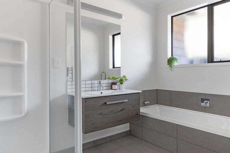 Photo of property in 3 Cecilia Place, Papamoa Beach, Papamoa, 3118