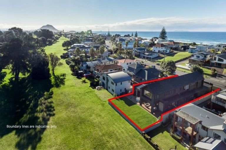 Photo of property in 210 Oceanbeach Road, Mount Maunganui, 3116