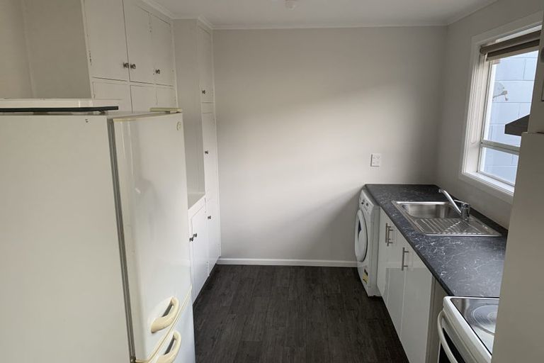 Photo of property in 3 Bella Grove, Naenae, Lower Hutt, 5011