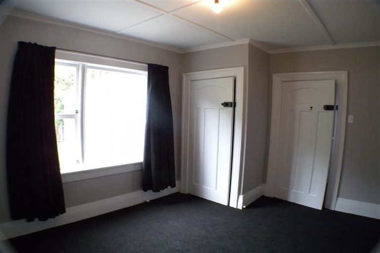 Photo of property in 33 Kirkcaldy Street, South Dunedin, Dunedin, 9012