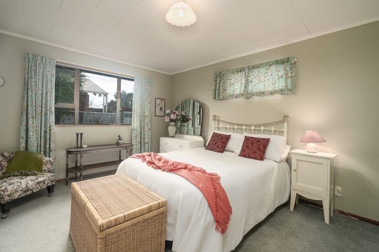 Photo of property in 154 West Belt, Rangiora, 7400