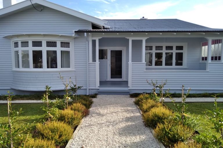 Photo of property in 130 Calliope Road, Stanley Point, Auckland, 0624