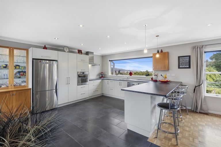 Photo of property in 4 Major Drive, Kelson, Lower Hutt, 5010