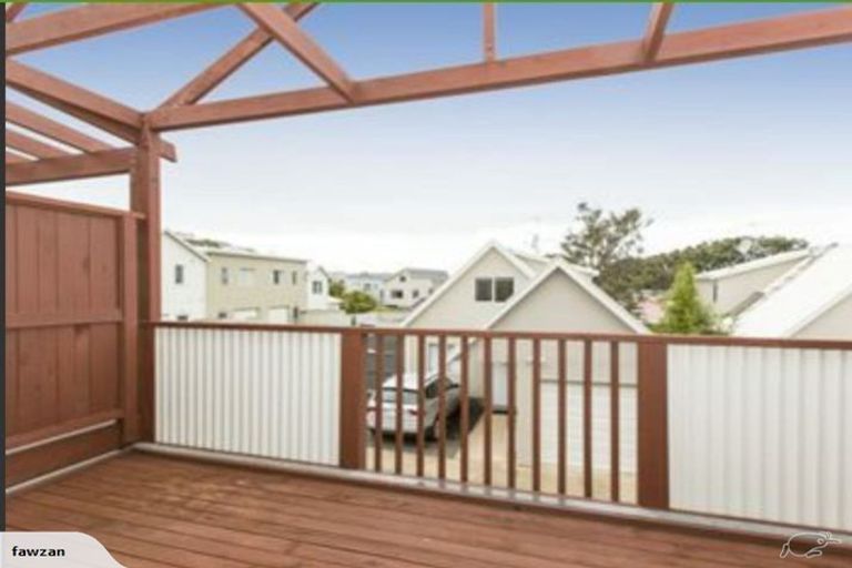 Photo of property in St Giles Court Apartments, 25/6 Vallance Street, Kilbirnie, Wellington, 6022