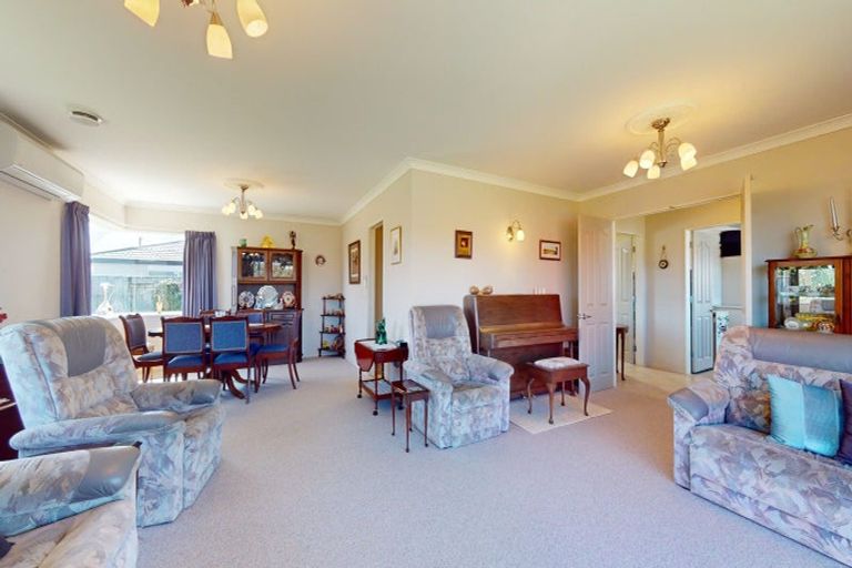 Photo of property in 50 York Street, Levin, 5510