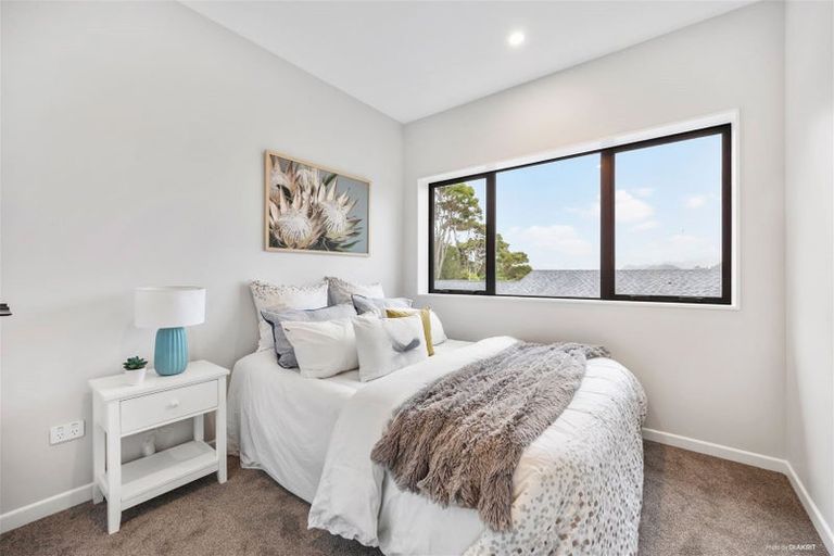 Photo of property in 124 San Valentino Drive, Henderson, Auckland, 0612