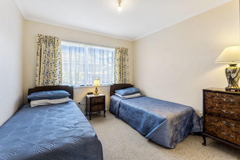 Photo of property in 4 Sunstone Crescent, Brown Owl, Upper Hutt, 5018