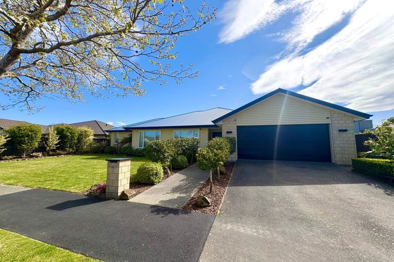 Photo of property in 63 Country Palms Drive, Halswell, Christchurch, 8025