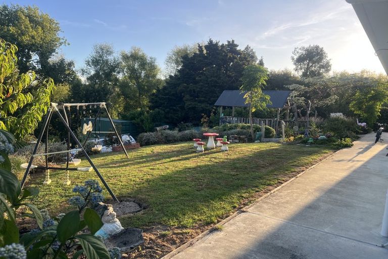 Photo of property in 37 Willow Lane, Maungaturoto, 0588