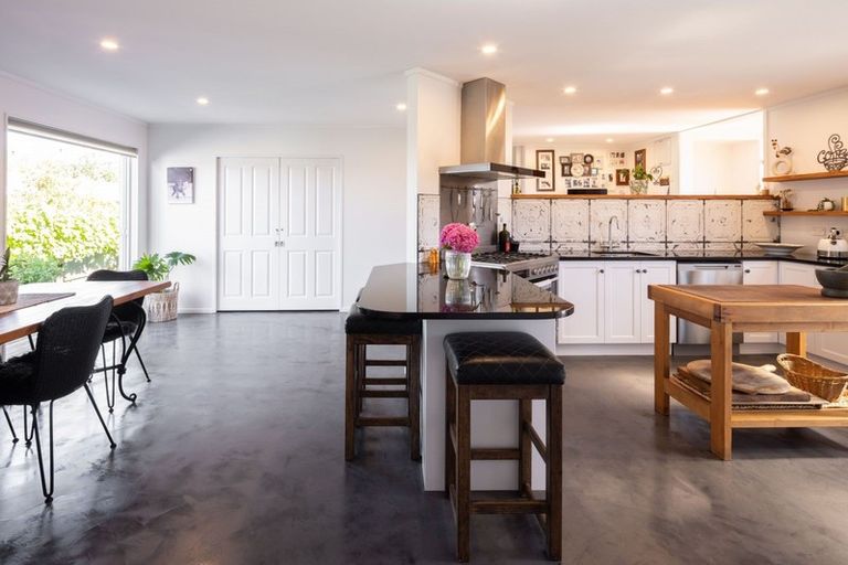 Photo of property in 49 Te Aute Road, Havelock North, 4130