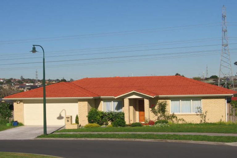 Photo of property in 53 Robin Brooke Drive, Flat Bush, Auckland, 2019