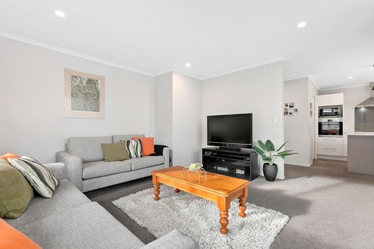 Photo of property in 83 Puhirake Crescent, Pyes Pa, Tauranga, 3112