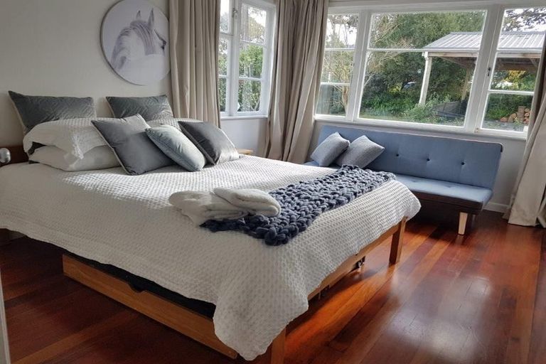 Photo of property in 25 Mountain Road, Mount Wellington, Auckland, 1072