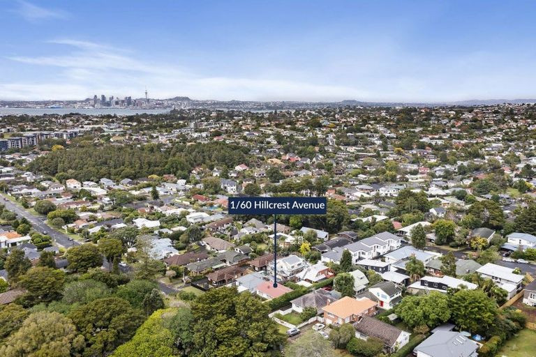 Photo of property in 1/60 Hillcrest Avenue, Hillcrest, Auckland, 0627