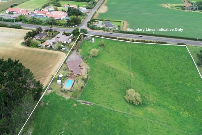 Photo of property in 366 Waiuku Road, Puni, Pukekohe, 2678