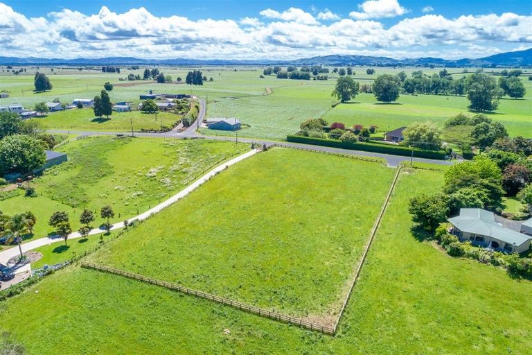 Photo of property in 17 Muir Road, Karaka, Papakura, 2580