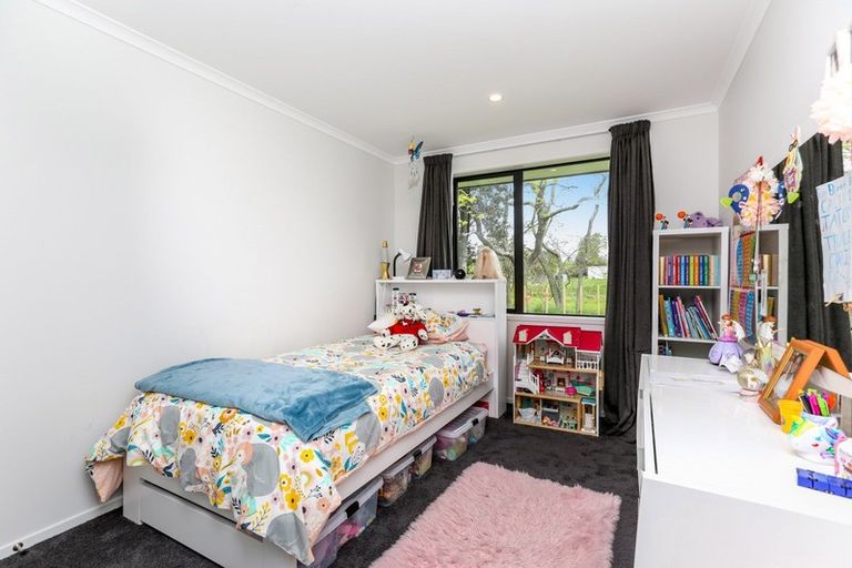 Photo of property in 68 Saxton Road, Upper Vogeltown, New Plymouth, 4371