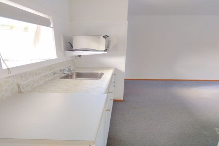 Photo of property in 25 Fulford Street, New Plymouth, 4310