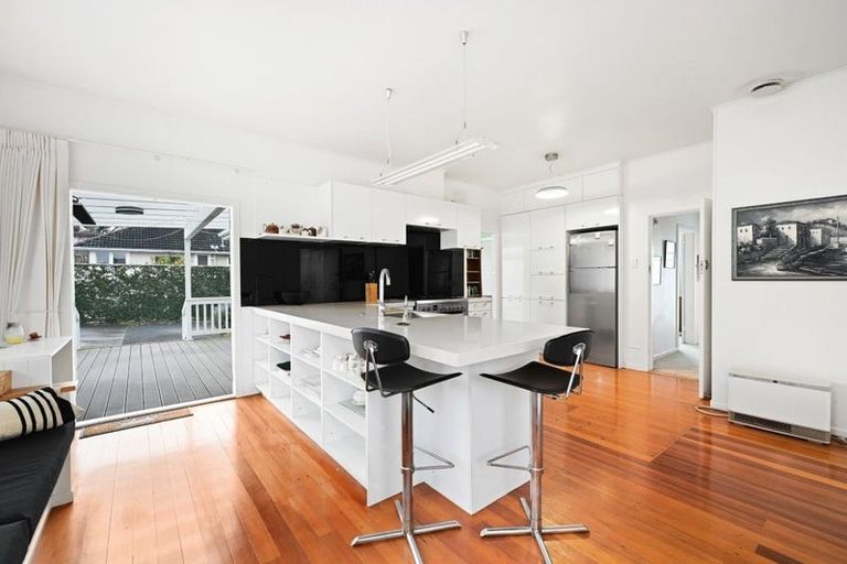 Photo of property in 53 Beerescourt Road, Beerescourt, Hamilton, 3200