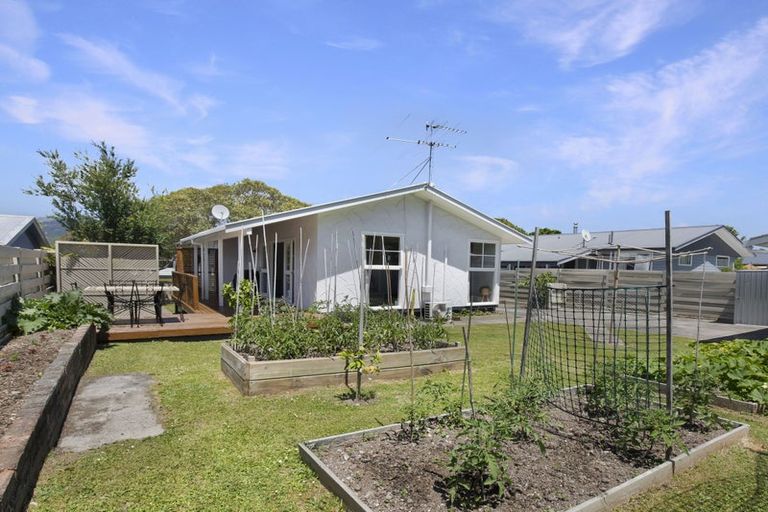Photo of property in 186 California Drive, Totara Park, Upper Hutt, 5018