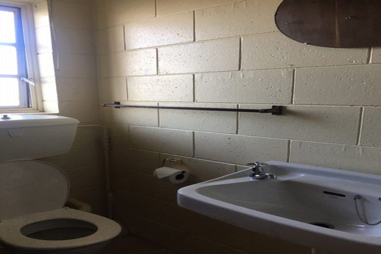 Photo of property in 1/555 Hillside Road, Caversham, Dunedin, 9012