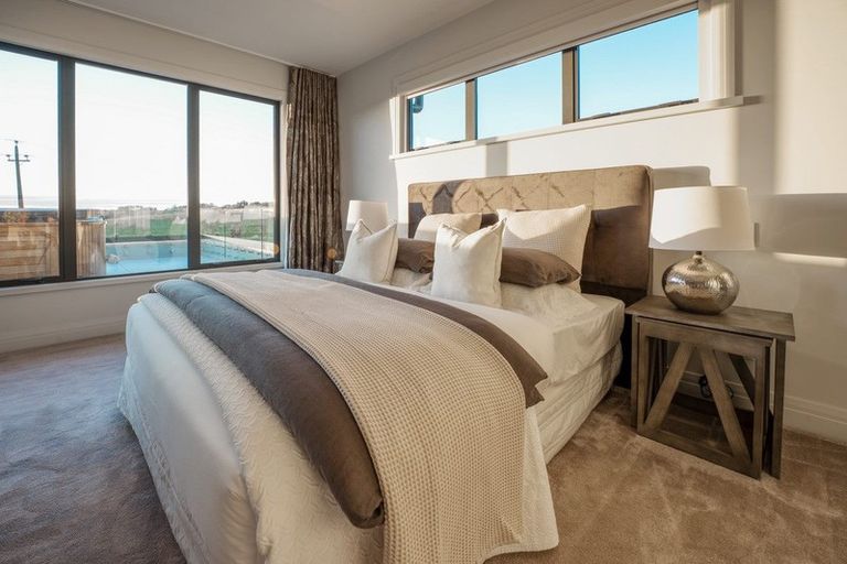 Photo of property in 14 Myra Evelyn Grove, Dairy Flat, Albany, 0792