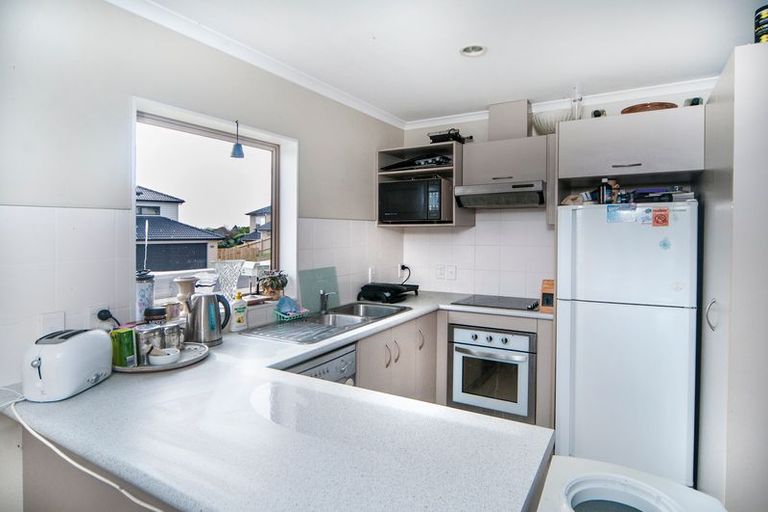 Photo of property in 3 Kokako Rise, Papakura, 2110