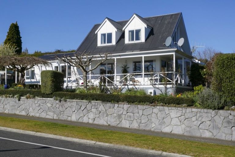 Photo of property in 4 Richmond Avenue, Richmond Heights, Taupo, 3330