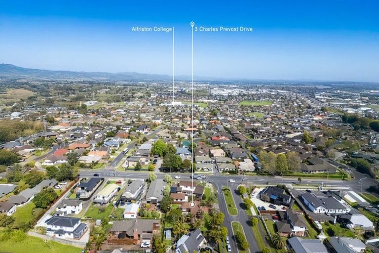 Photo of property in 3 Charles Prevost Drive, The Gardens, Auckland, 2105