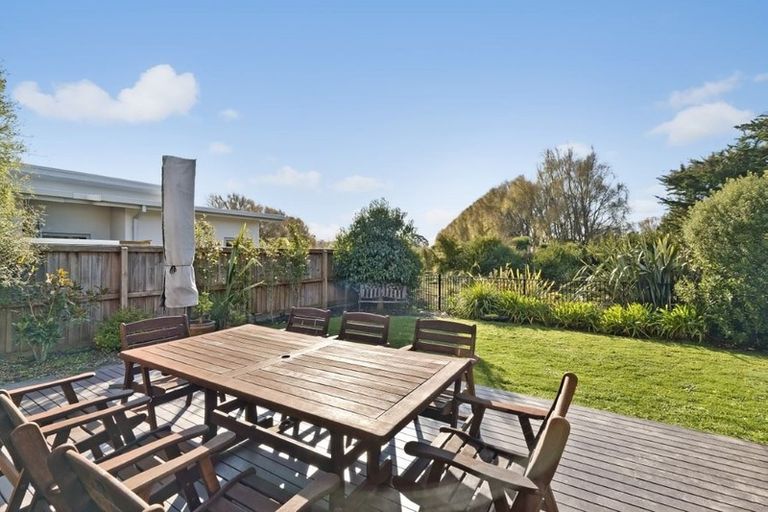 Photo of property in 29 Holbrook Way, Westmorland, Christchurch, 8025