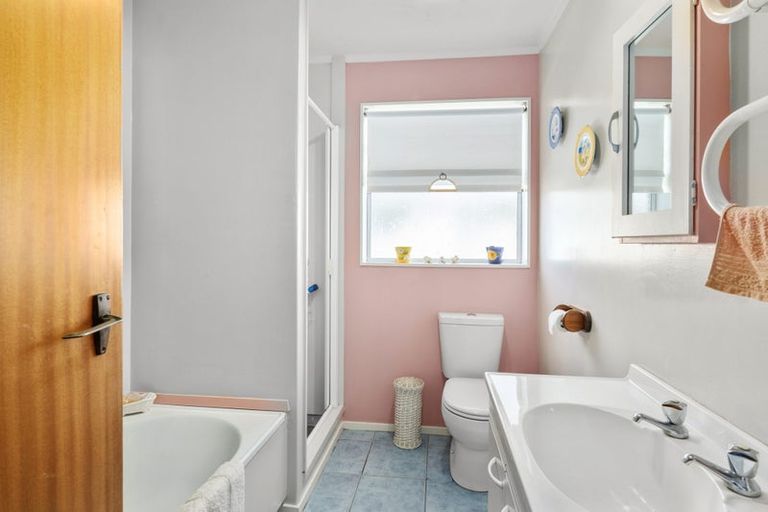 Photo of property in 3/31 Humber Street, Island Bay, Wellington, 6023