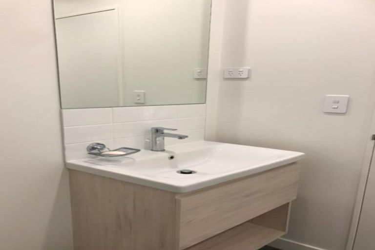 Photo of property in 1/12 Stanley Street, Berhampore, Wellington, 6023