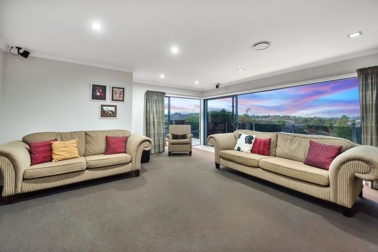 Photo of property in 38 Magellan Rise, Flagstaff, Hamilton, 3210