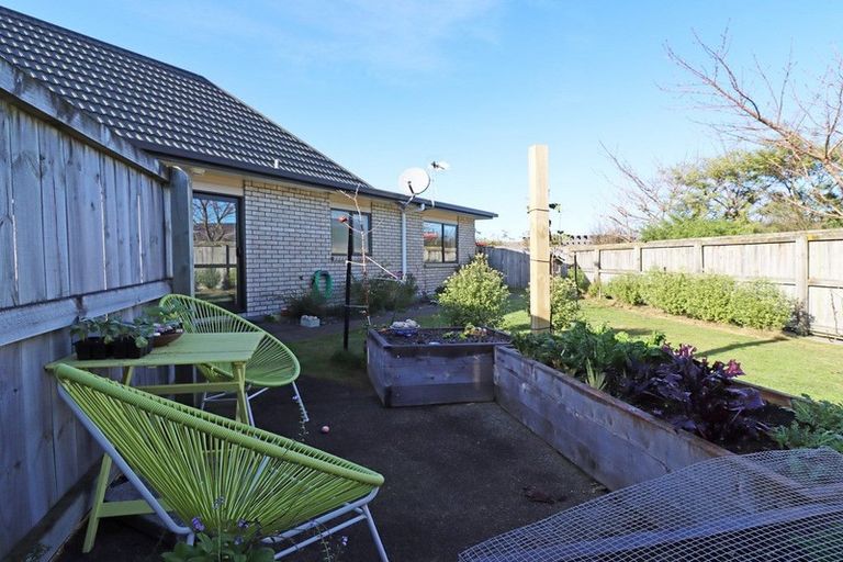 Photo of property in Villa Estate, 60/55 Armstrong Avenue, Carterton, 5713